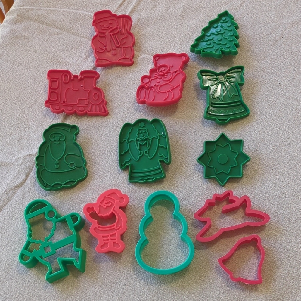 Christmas Cookie Cutter Set - Green and Pink